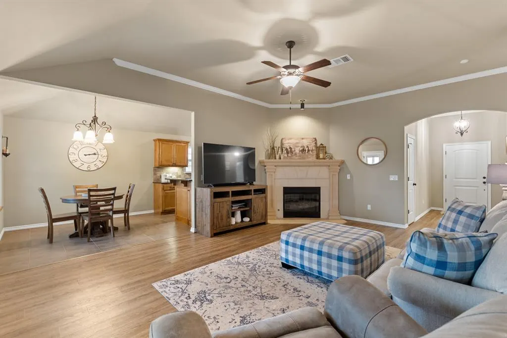 Photo 11 — 4409 Boardwalk Avenue, Oklahoma City, OK 73160