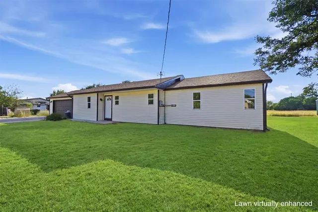 Photo 5 — 801 N Terrace Avenue, Sayre, OK 73662