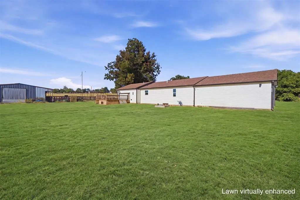 Photo 34 — 801 N Terrace Avenue, Sayre, OK 73662