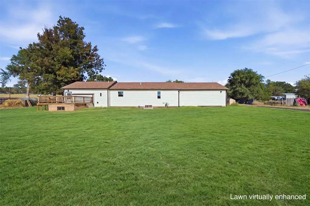 Photo 37 — 801 N Terrace Avenue, Sayre, OK 73662