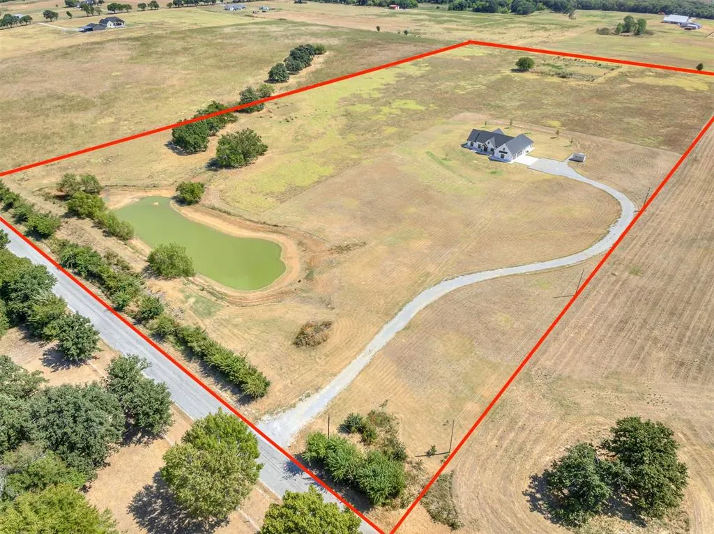 Photo 9 — 1598 Meridian Road, Ardmore, OK 73401