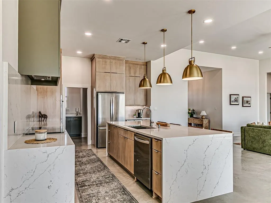 Photo 17 — 1598 Meridian Road, Ardmore, OK 73401