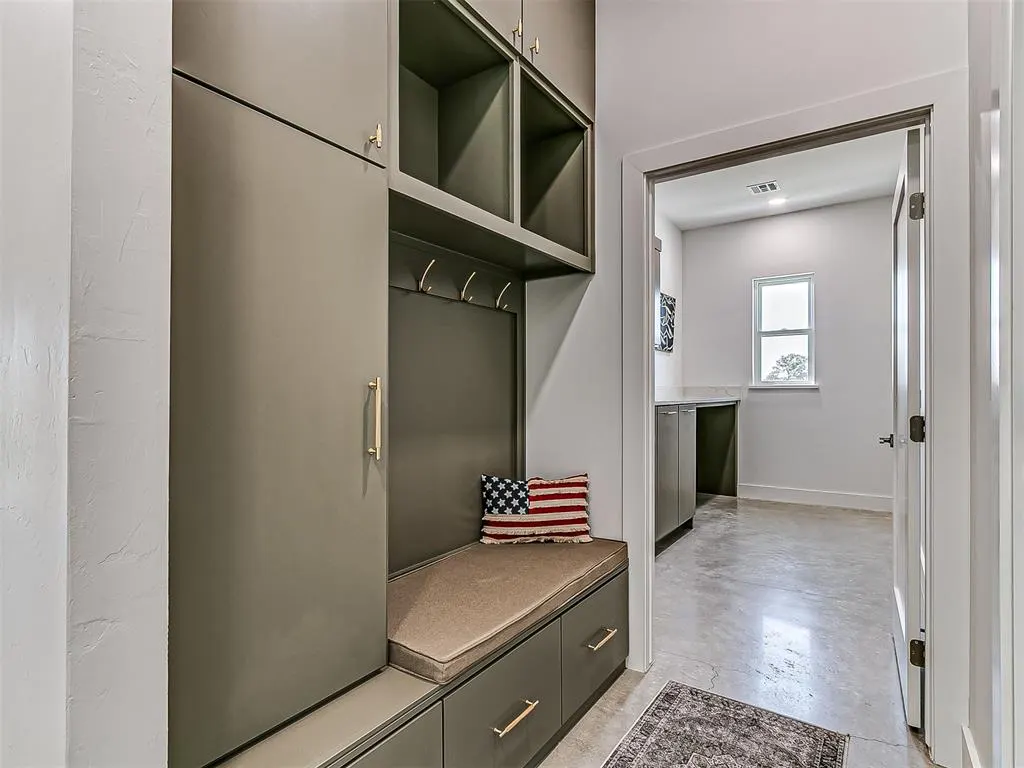 Photo 22 — 1598 Meridian Road, Ardmore, OK 73401