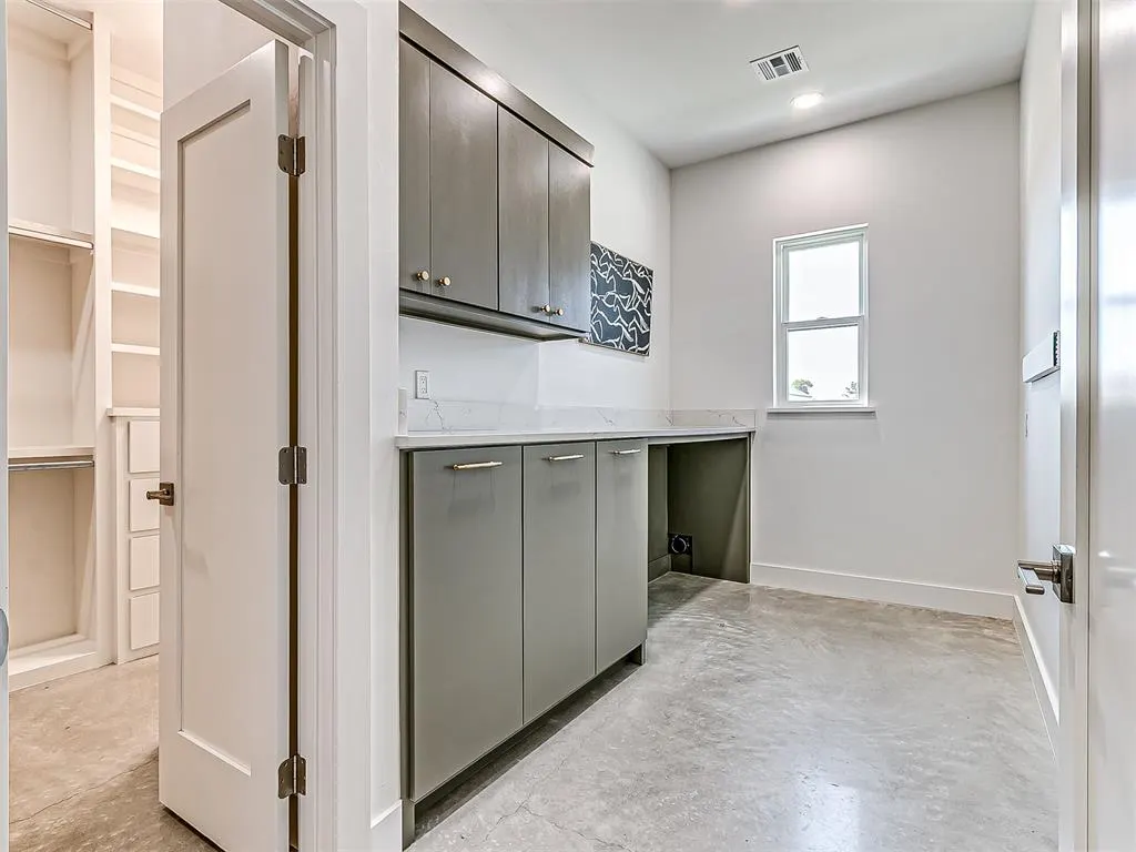 Photo 23 — 1598 Meridian Road, Ardmore, OK 73401