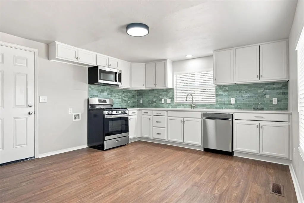 Photo 9 — 17000 190th Street, Lexington, OK 73051
