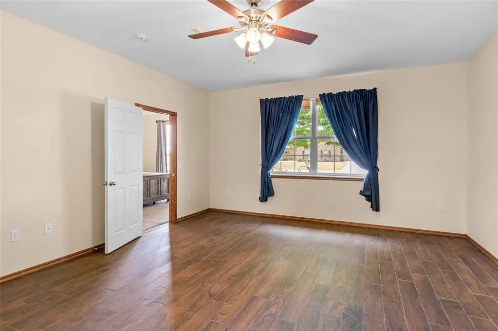 Photo 11 — 44743 Kingsbury Lane, Shawnee, OK 74801