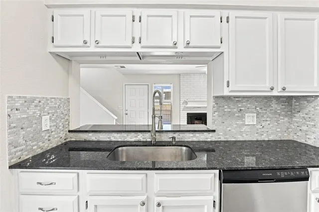 Photo 8 — 11423 Springhollow Road 1204, Oklahoma City, OK 73120