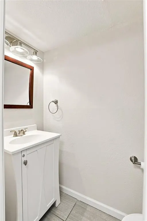 Photo 11 — 11423 Springhollow Road 1204, Oklahoma City, OK 73120