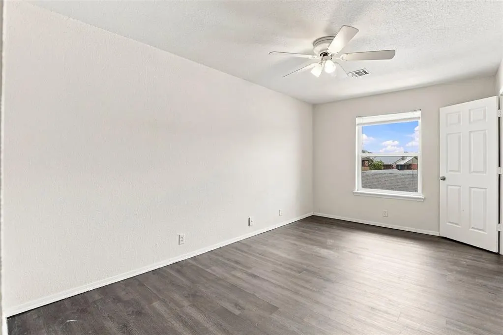Photo 14 — 11423 Springhollow Road 1204, Oklahoma City, OK 73120