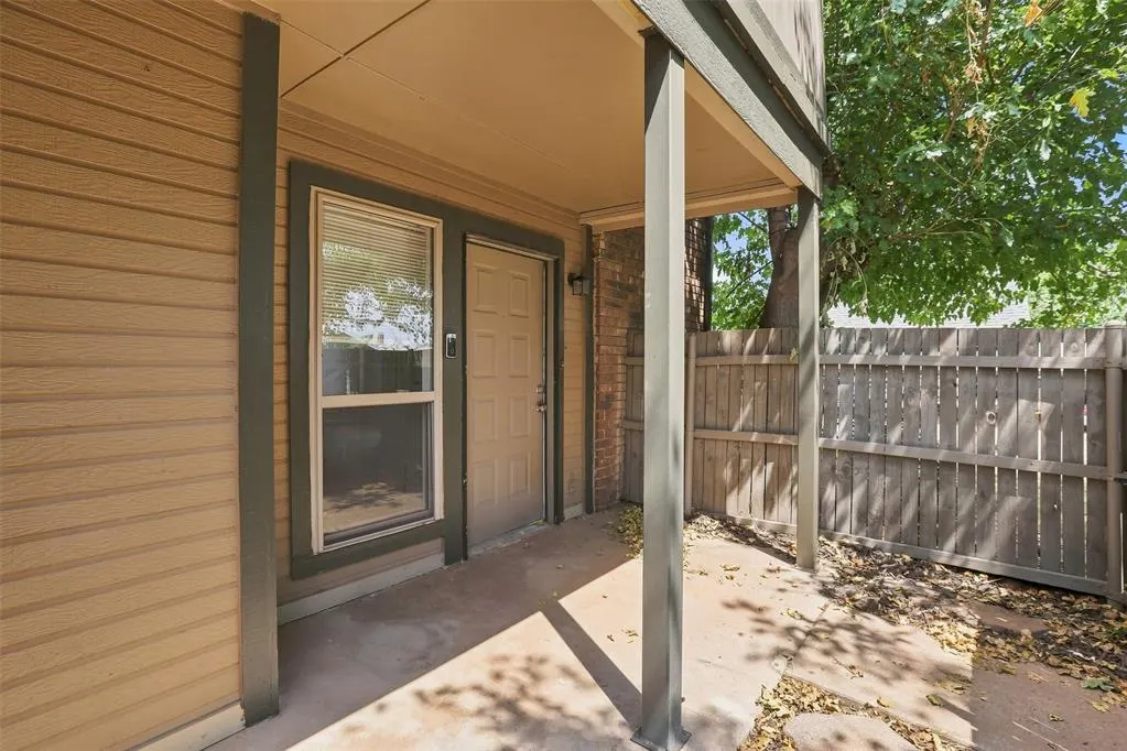 Photo 24 — 11423 Springhollow Road 1204, Oklahoma City, OK 73120