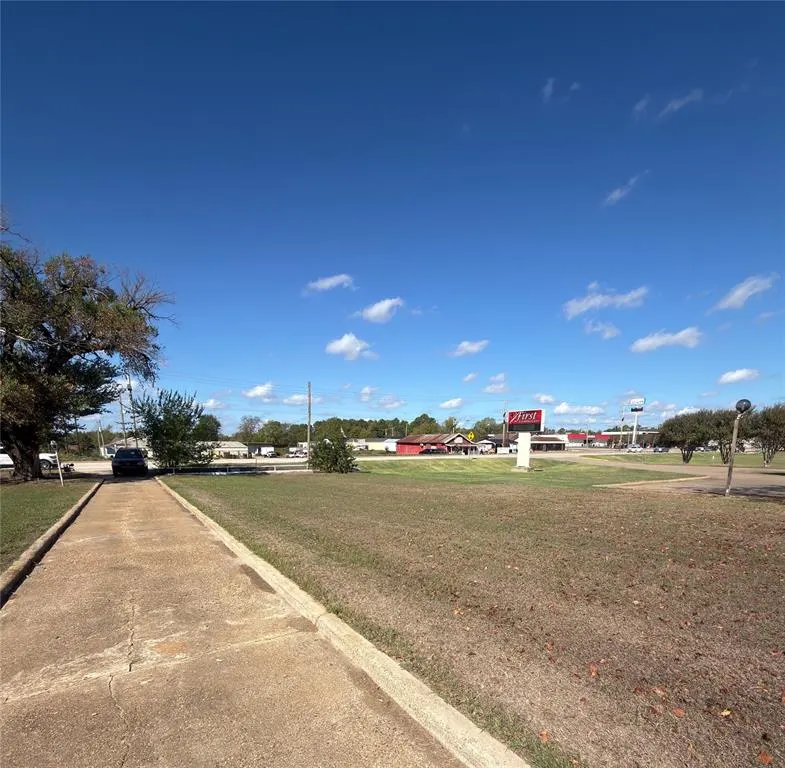 Photo 5 — 0 S Park Drive, Broken Bow, OK 74728