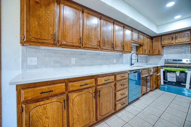 Photo 7 — 830 Clark Drive, Kingfisher, OK 73750