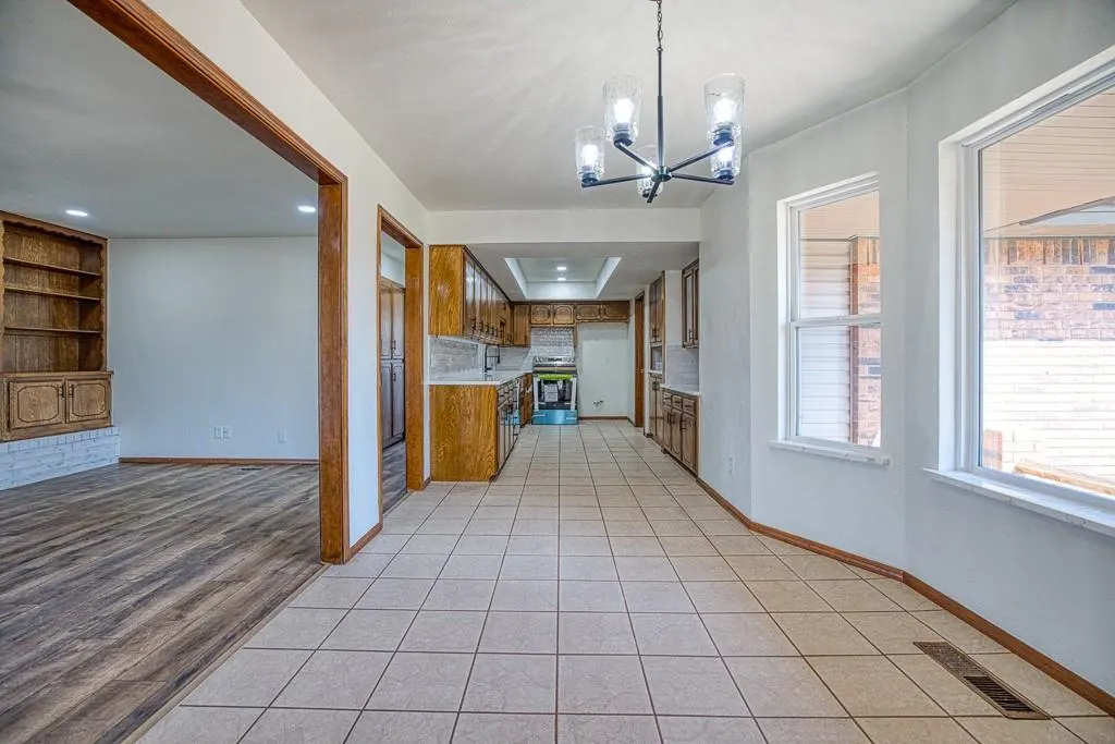 Photo 11 — 830 Clark Drive, Kingfisher, OK 73750