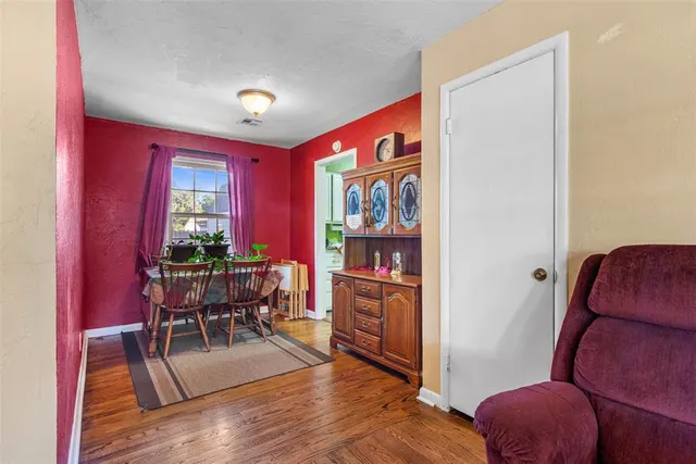 Photo 6 — 7014 NW 44th Street, Bethany, OK 73008