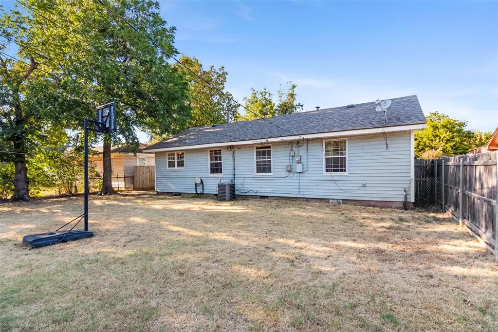 Photo 19 — 7014 NW 44th Street, Bethany, OK 73008