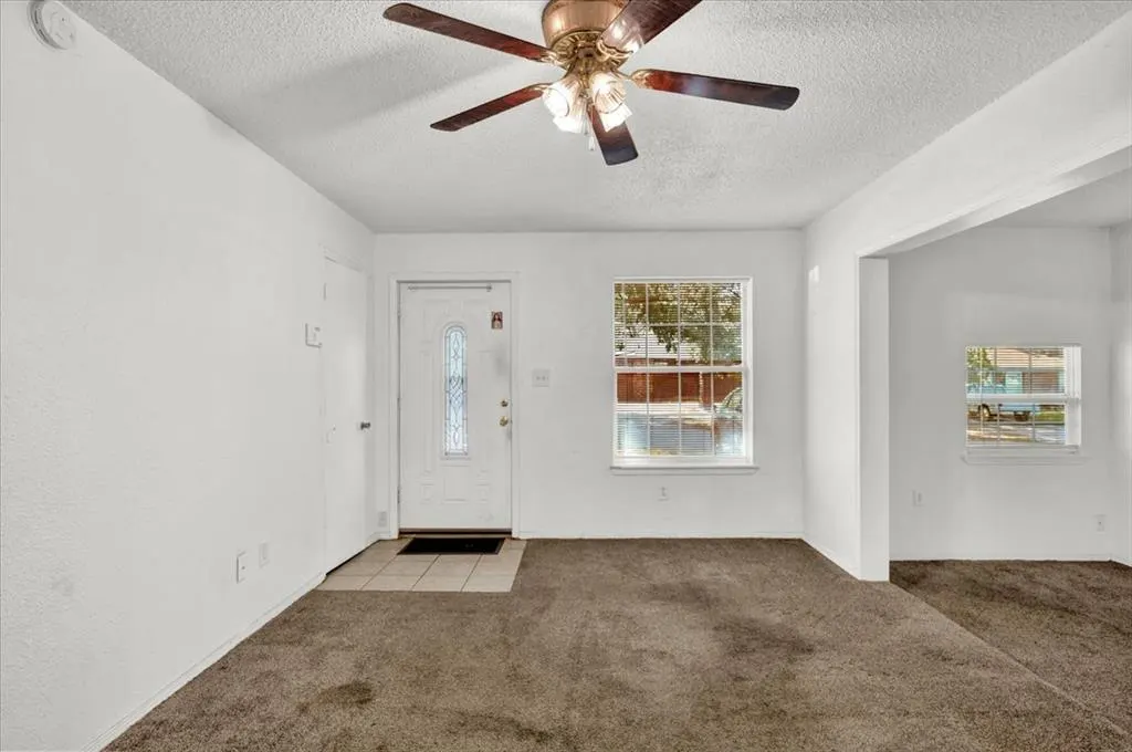 Photo 5 — 505 Meadowlake Drive, Noble, OK 73068