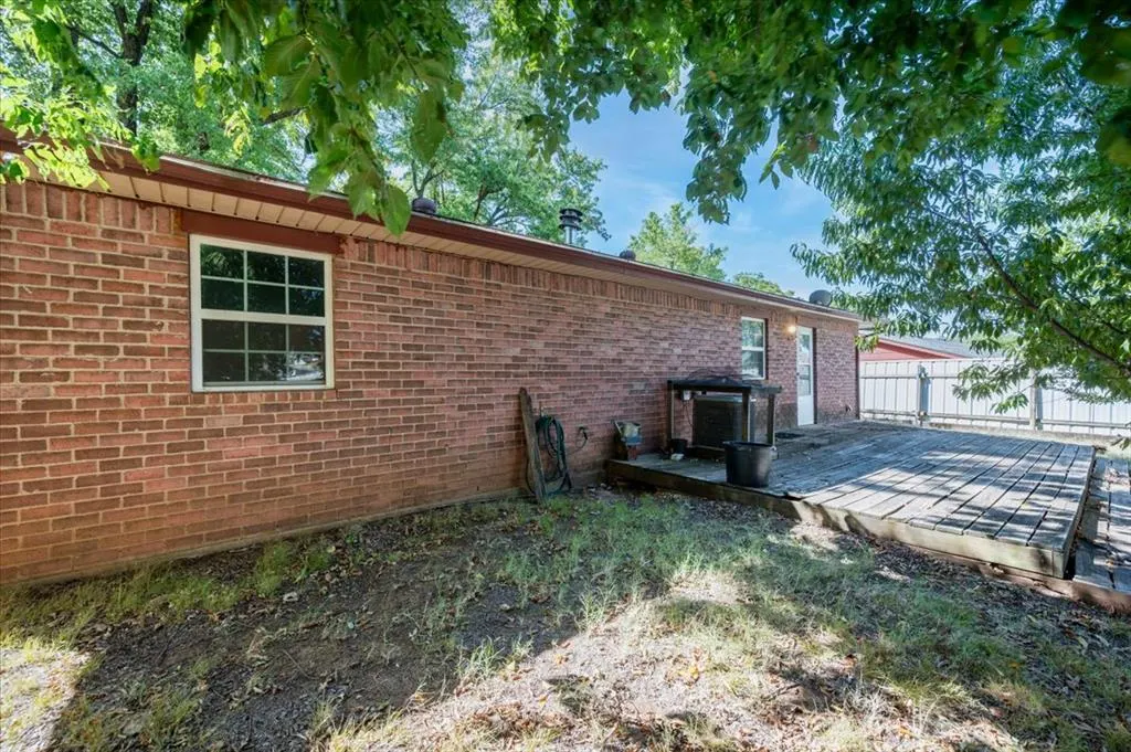 Photo 34 — 505 Meadowlake Drive, Noble, OK 73068