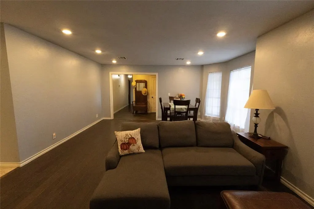 Photo 11 — 507 Whispering Oaks, Tecumseh, OK 74873
