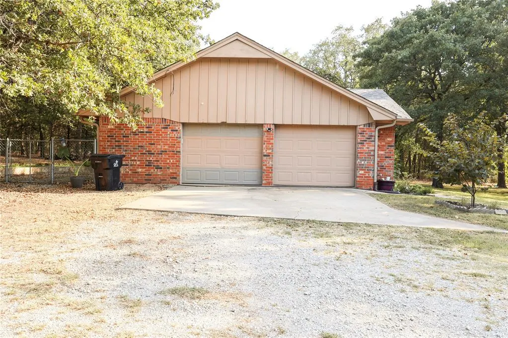 Photo 43 — 507 Whispering Oaks, Tecumseh, OK 74873