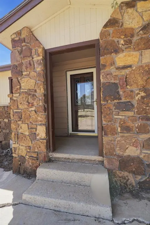 Photo 5 — 15801 S County Road 2064 Road, Altus, OK 73521