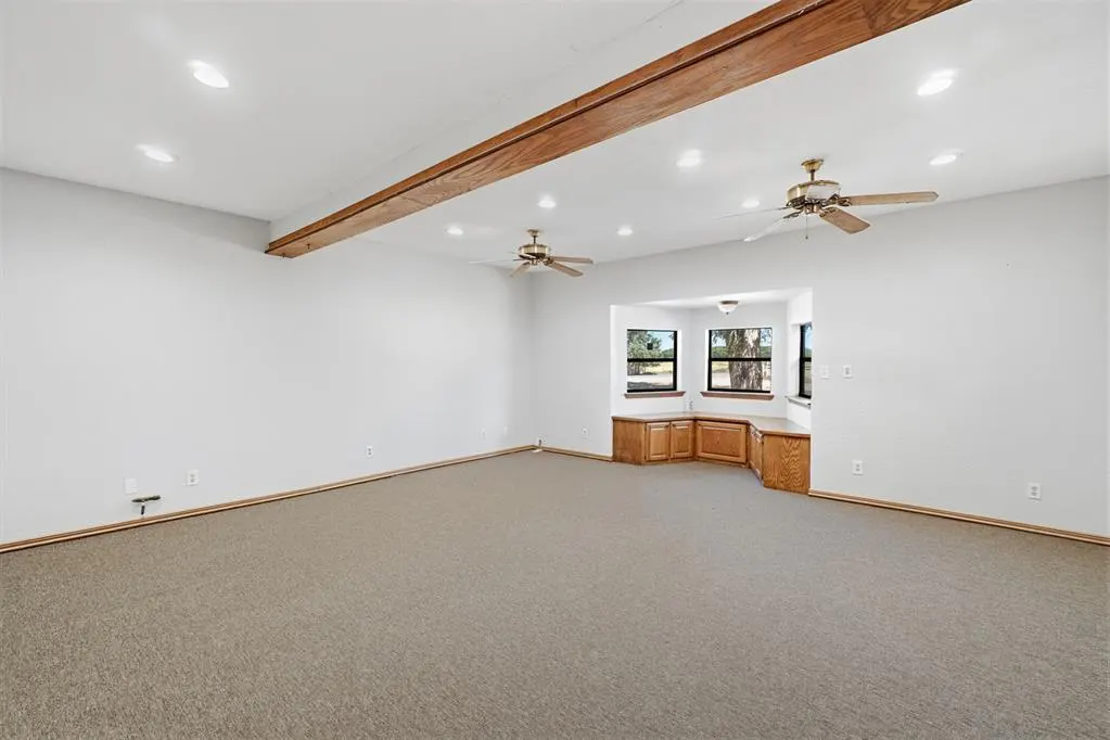 Photo 10 — 15801 S County Road 2064 Road, Altus, OK 73521