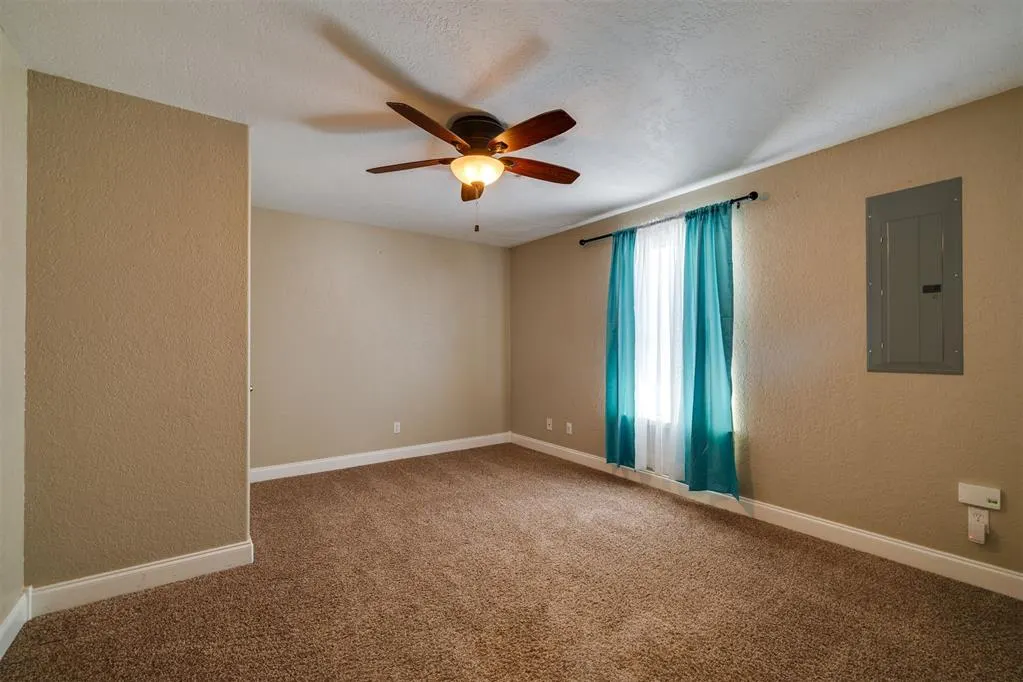 Photo 32 — 216 SW 4th Street, Checotah, OK 74426