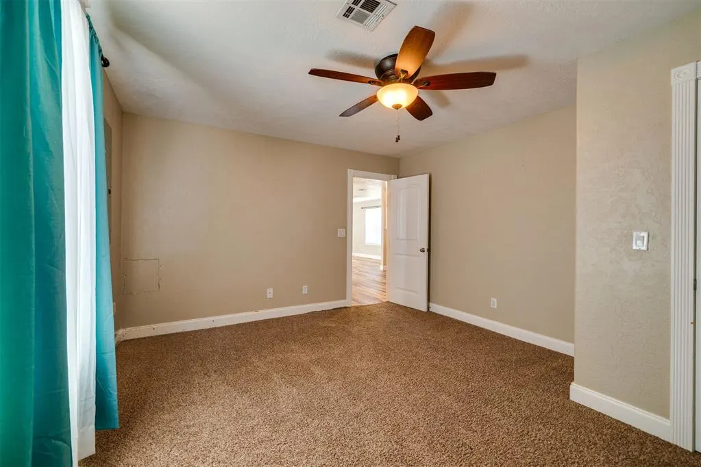 Photo 33 — 216 SW 4th Street, Checotah, OK 74426