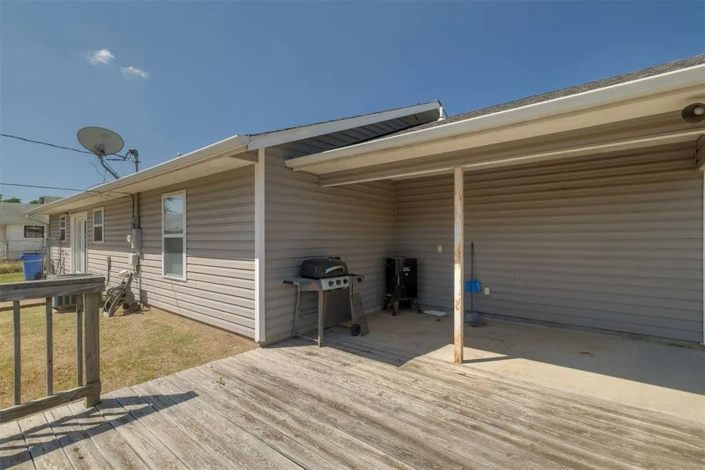 Photo 40 — 216 SW 4th Street, Checotah, OK 74426