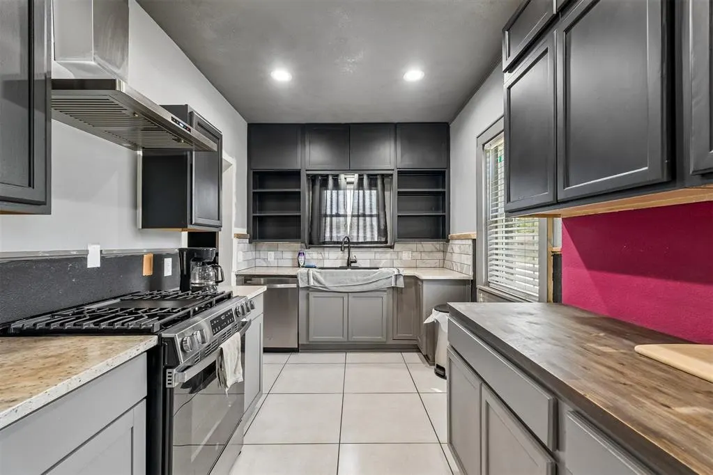 Photo 16 — 802 S 14th Street, Chickasha, OK 73018