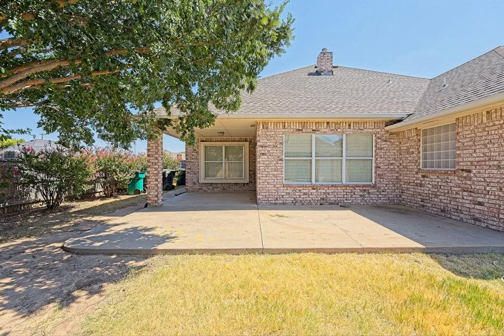 Photo 9 — 9301 S Barnes Avenue, Oklahoma City, OK 73159