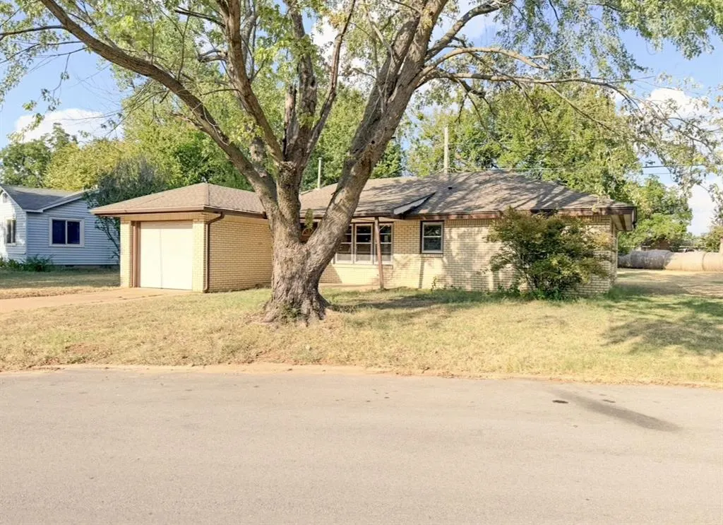 Front exterior — 503 N Ford Avenue, Stroud, OK 74079