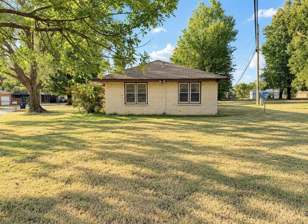 Photo 22 — 503 N Ford Avenue, Stroud, OK 74079
