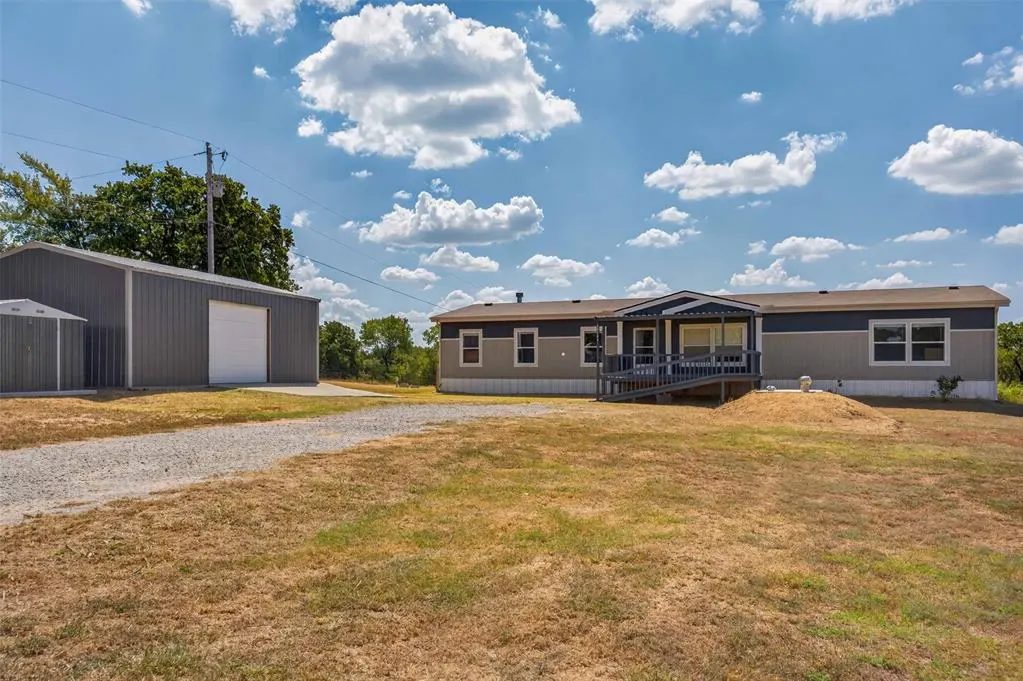 Front exterior — 35749 Honeysuckle Lane, Tecumseh, OK 74873