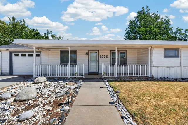 Photo 4 — 1006 N Douglas Boulevard, Oklahoma City, OK 73130