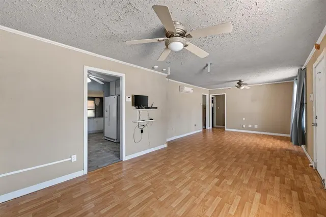 Photo 6 — 1006 N Douglas Boulevard, Oklahoma City, OK 73130
