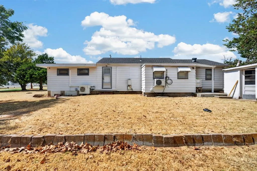 Photo 24 — 1006 N Douglas Boulevard, Oklahoma City, OK 73130