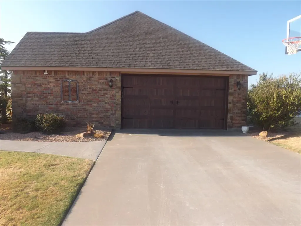 Photo 39 — 15968 S County Road 209 Road, Altus, OK 73521