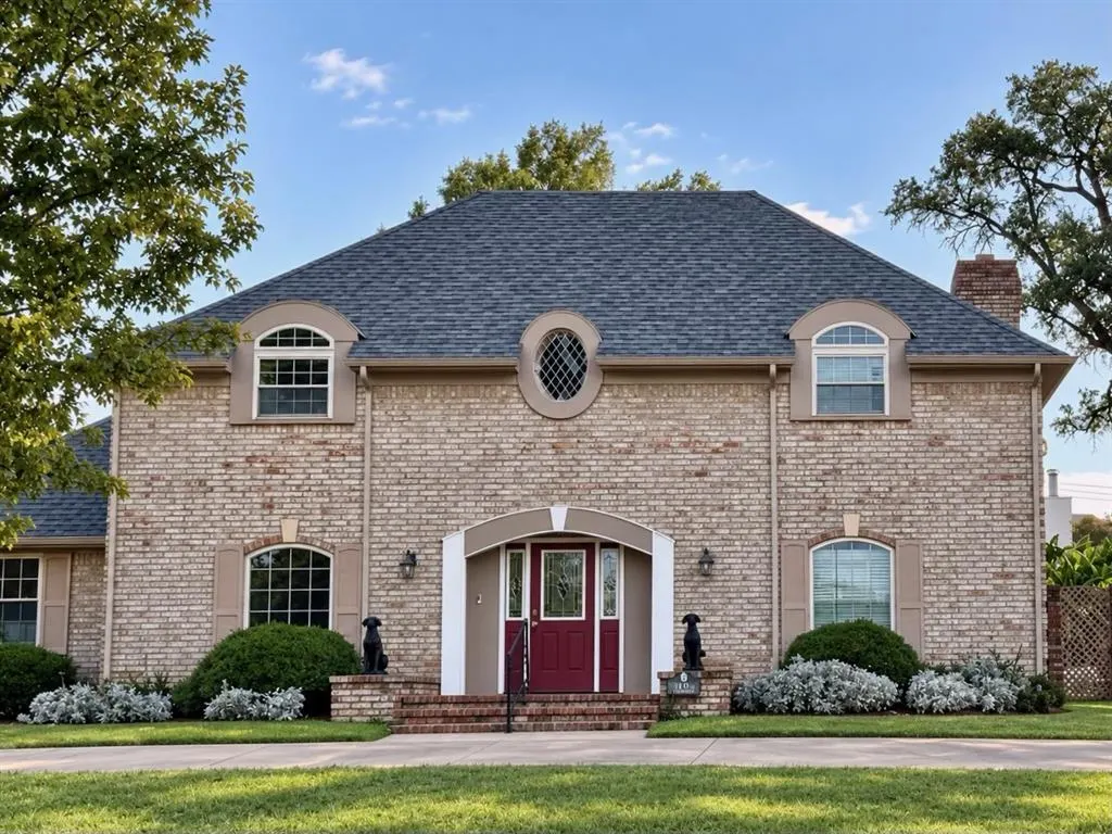 Front exterior — 116 Caulder Drive, Chickasha, OK 73018