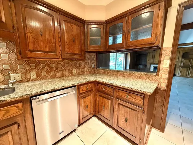 Photo 7 — 116 Caulder Drive, Chickasha, OK 73018