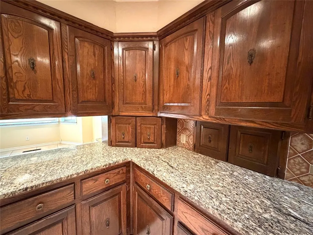 Photo 11 — 116 Caulder Drive, Chickasha, OK 73018