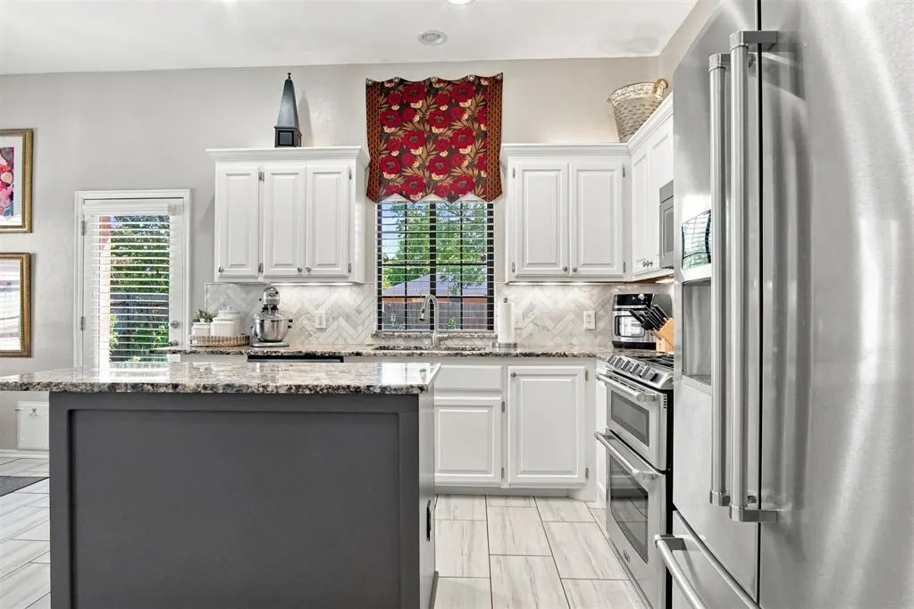 Photo 10 — 112 Kings Court, Edmond, OK 73013