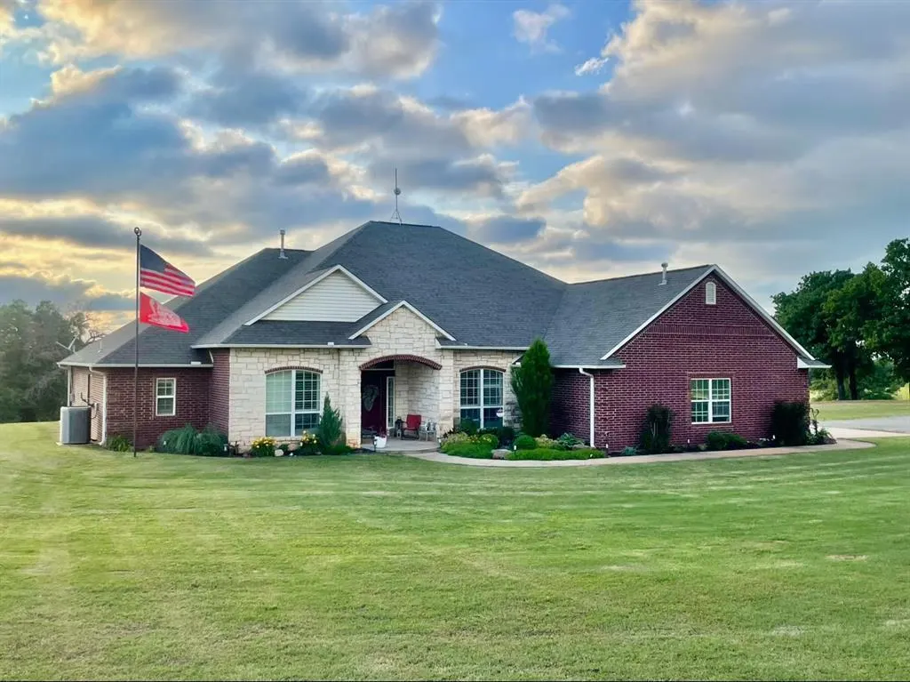 Photo 2 — 329826 E Highway 66 Ranch, Wellston, OK 74881