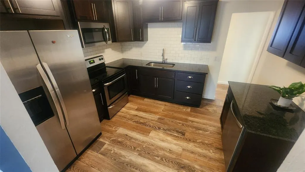 Photo 6 — 2215 NW 38th Street, Oklahoma City, OK 73112