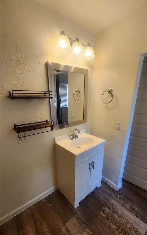 Photo 12 — 2215 NW 38th Street, Oklahoma City, OK 73112