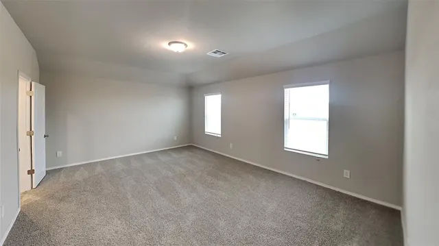 Photo 7 — 10509 NW 25th Street, Yukon, OK 73099