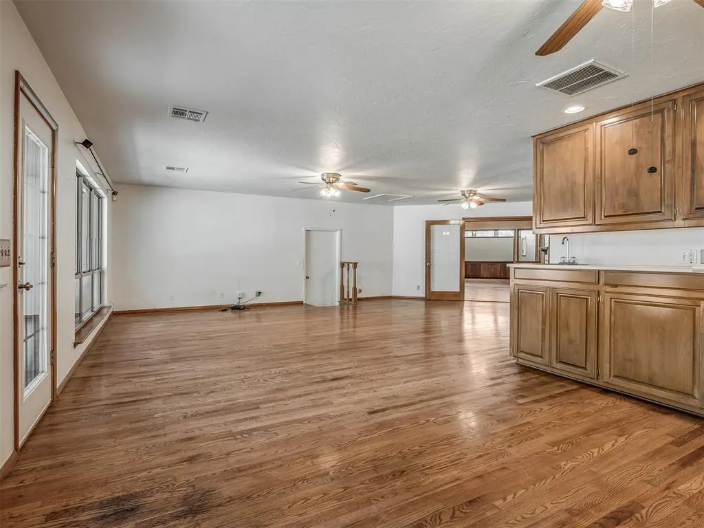 Photo 34 — 4601 NW 57th Street, Oklahoma City, OK 73122