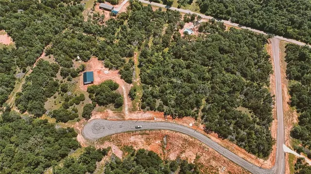 Photo 2 — 2579 Ironwood Trail, Norman, OK 73026