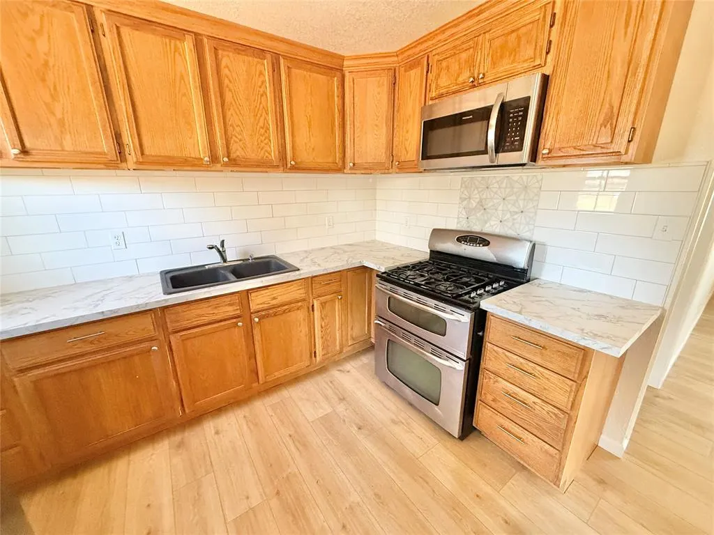 Photo 6 — 1329 E Spruce Street, Altus, OK 73521