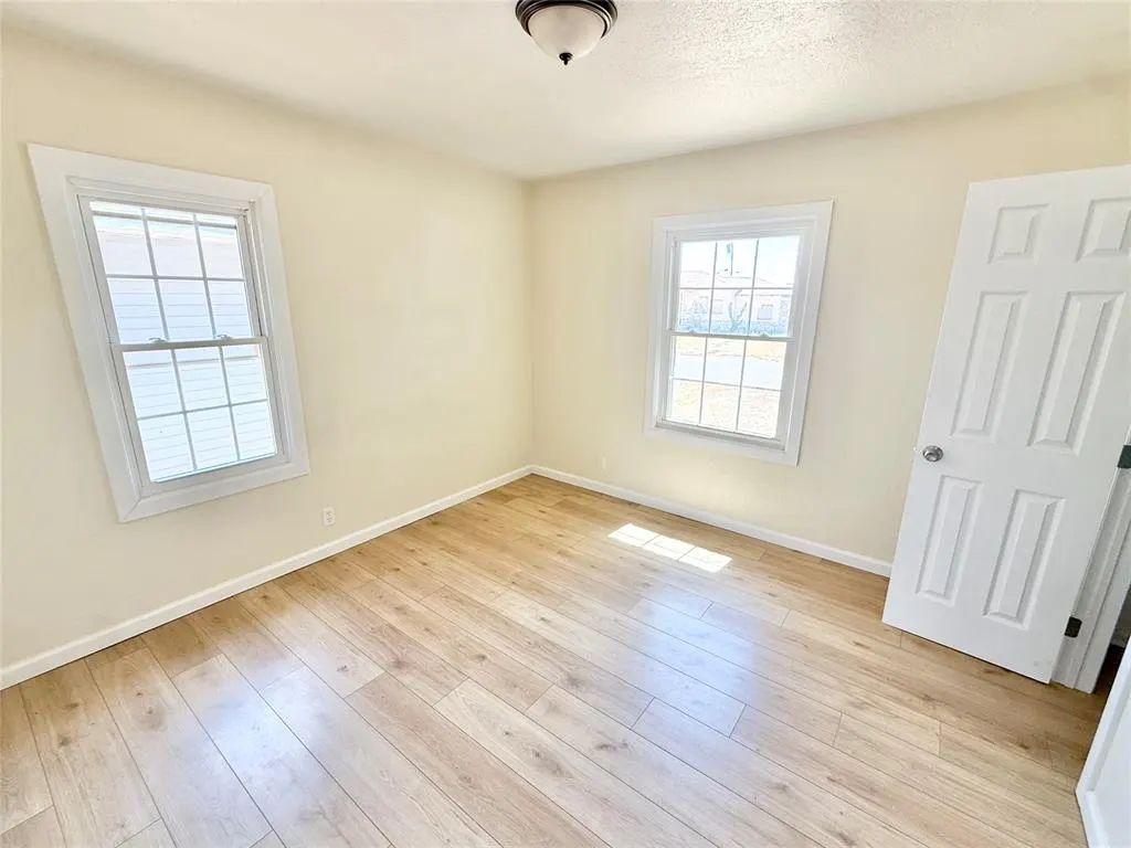 Photo 10 — 1329 E Spruce Street, Altus, OK 73521