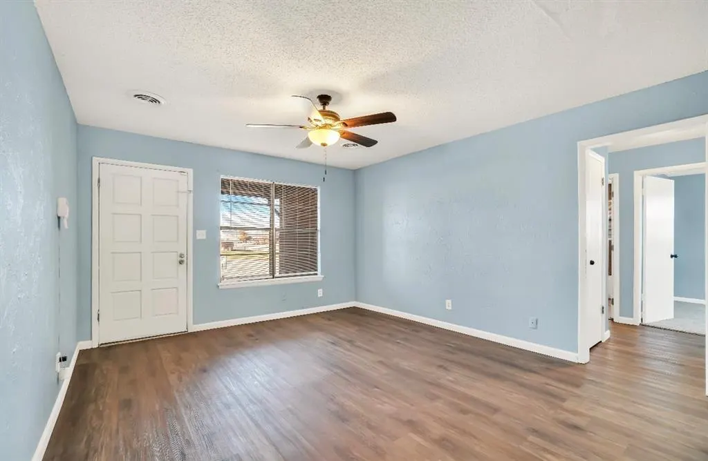 Photo 4 — 932 Hazel Street, Altus, OK 73521